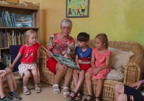 Anni Kunkenrenken Reads to Children in Arnsberg, Germany